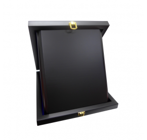 Wooden plaque with Box